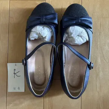 네이비 리본 포함 플랫슈즈 22.0cm