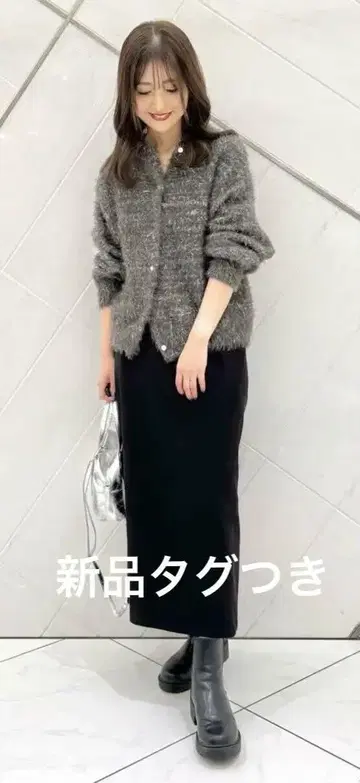 라메 샤기 루즈 스웨터 그레이