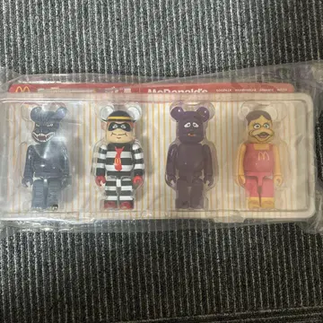 맥도날드 맥 BE@RBRICK 고질라 VS 맥도날드 150%