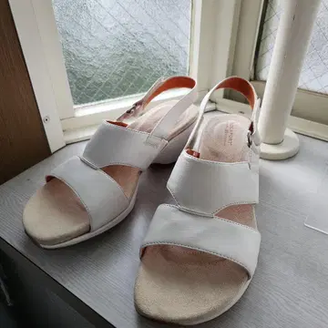 컨디션 최상 Rockport 락포트 24.5cm 화이트