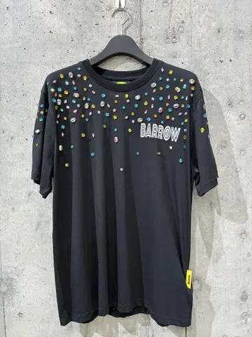 BARROW 큐빅 T셔츠 L