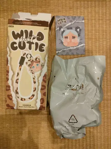 CRYBABY Wild but Cutie 시리즈 폰참