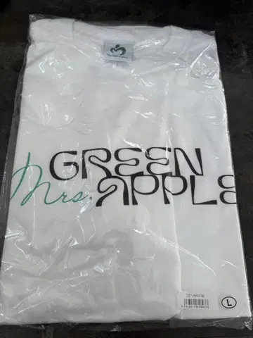 Mrs. GREEN APPLE 심플T셔츠