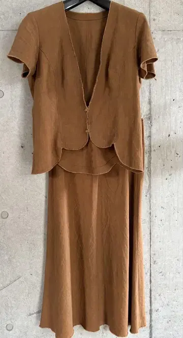 요건 레일 셋업 자켓 스커트 린넨 100%
