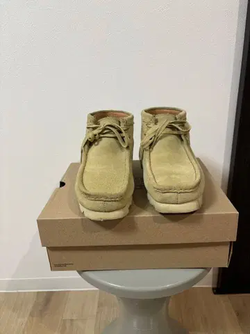 Clarks x BEAMS 별주 Wallabee Boot GORE-TEX