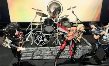 맥팔렌 모틀리 크루 피규어 세트 motley crue
