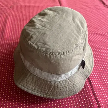 Patagonia 베이지 버킷햇