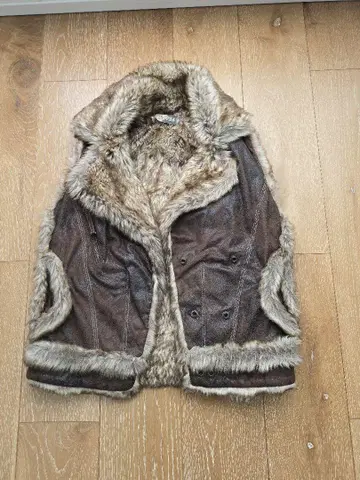 Desigual 브라운 가죽 퍼 자켓 베스트