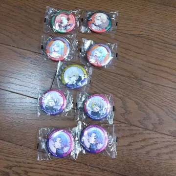 18TRIP 캔 배지