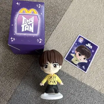 진 Tiny TAN THROWBACK EDITION 피규어