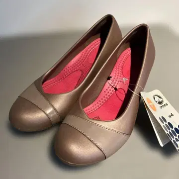 crocs 브라운 펌프스 W4 20cm 미사용 새상품