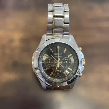 SEIKO 골드 크로노그래프 손목시계