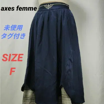 미사용 택 포함 axes femme 밑단 절개 턱 스커트 네이비 플레어