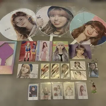 NiziU 리쿠 굿즈 묶음 판매 부채 엽서 키링 등