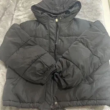 OUTDOOR 후드 부착 블랙 다운 자켓 M
