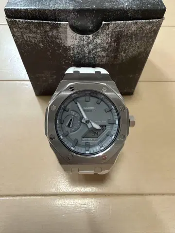 G-SHOCK GA-2110ET-8A 카시오크 화이트 밴딩