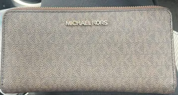 MICHAEL KORS 브라운 장지갑
