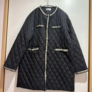 Myu 블랙 퀼팅 코트