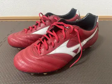 Mizuno 축구화 레드/화이트
