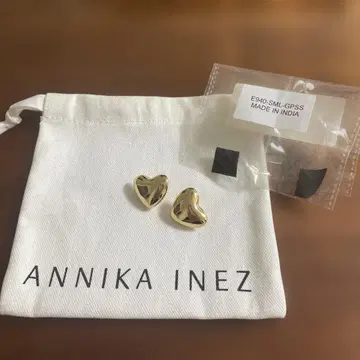 새상품 아나카이네즈 ANNIKA INEZ 하트 귀걸이 골드 스몰