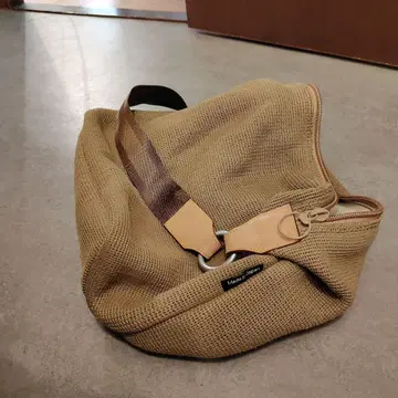BAGnNOUN[바군나운] 상품명 SHOULDER MESH