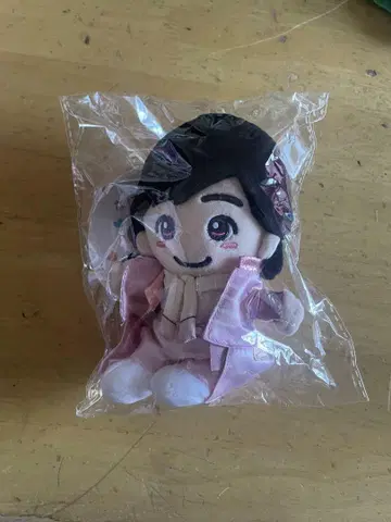 미치에다 슌스케 봉제 인형
