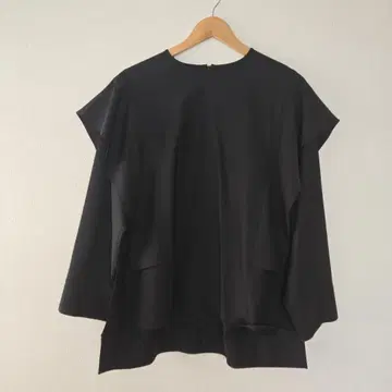 LE PHIL 루필 드라이 울 블라우스