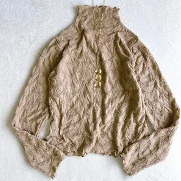꽃무늬 자수 티셔츠 프릴 하이넥 메로우 이너 올 패턴 상의