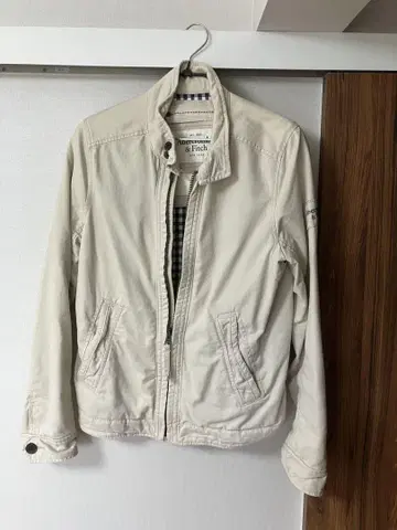 Abercrombie & Fitch 아이보리 자켓 M