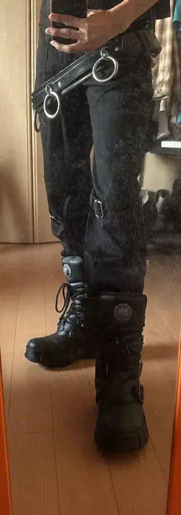 뉴 락 부츠