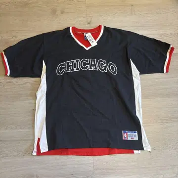 90s USA NBA BULLS x 챔피온 V넥 T셔츠