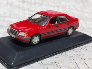 Mercedes-Benz C180 레드 미니카 1/43