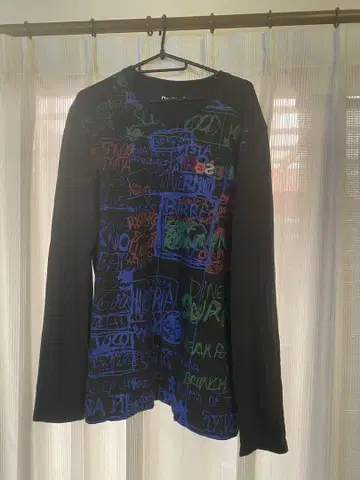 Desigual 그래피티 디자인 긴팔 티셔츠 L