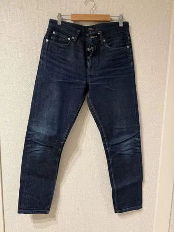 A.P.C. 슬림핏 데님 28