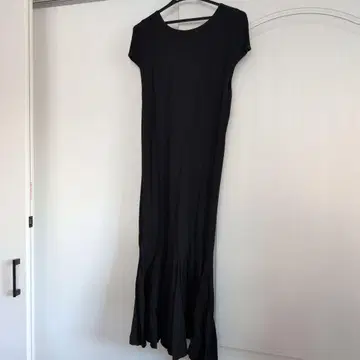 COEL 블랙 반팔 롱 원피스