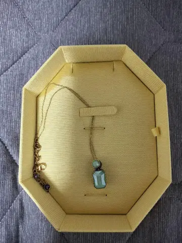 SWAROVSKI