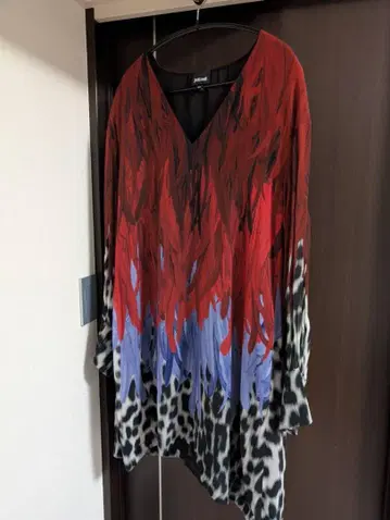 justcavalli V넥 셔츠 44