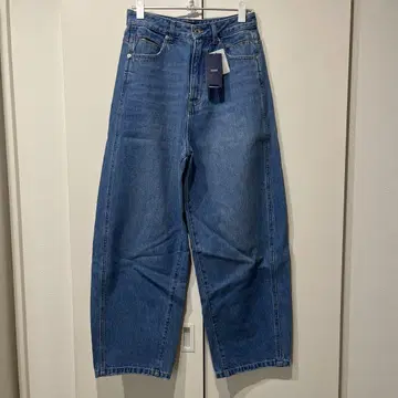 미사용 새상품 SHIPS 커브 데님 팬츠 40