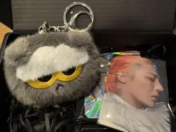 G-DRAGON 지용 ZOA 조아 키링