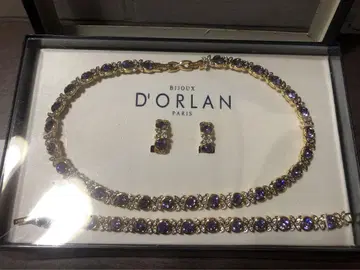 초레어 DORLAN 돌란 목걸이 귀찌 팔찌 4세트
