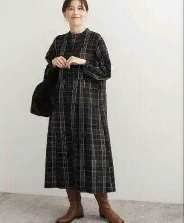 체크 무늬 벌룬 슬리브 원피스