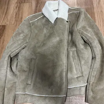 GU 무스탕풍 자켓 XL 베이지