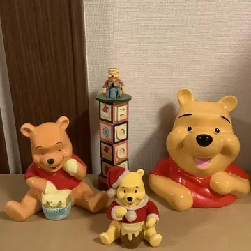 디즈니 곰돌이 푸 저금통 모기향 산타 푸우 뱅글 오브제