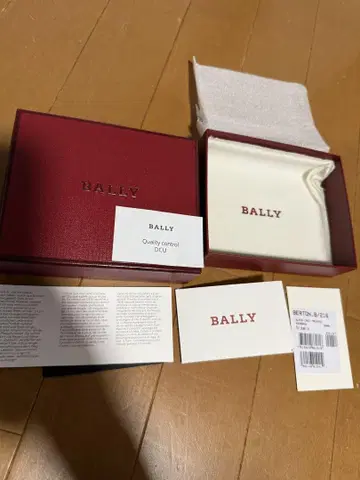 BALLY 3단 폴더형 지갑