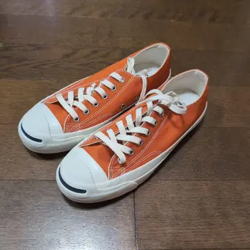컨버스 스니커즈 24cm