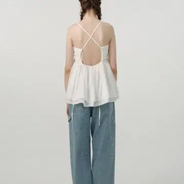 더바넷 CREPE PEPLUM SLEEVELESS TOP [BALCK] | 브랜드 중고거래