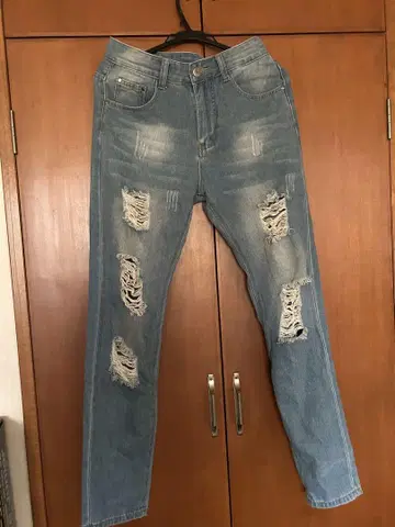 데미지 진 노브랜드 제품