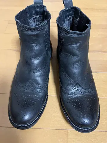 가죽 사이드 고어 부츠 블랙