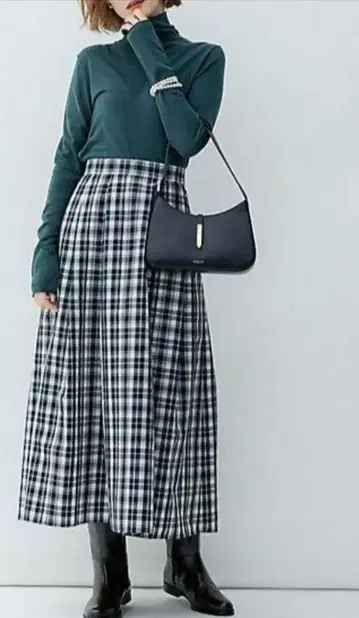 23구 타프타 체크 플레어 스커트 블랙