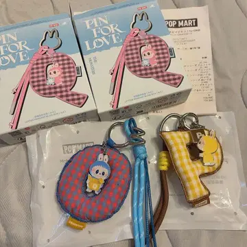 POP MART PIN FOR LOVE 키링 2개 세트 P O